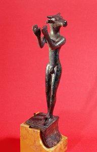 Minotaurusz (bronz)